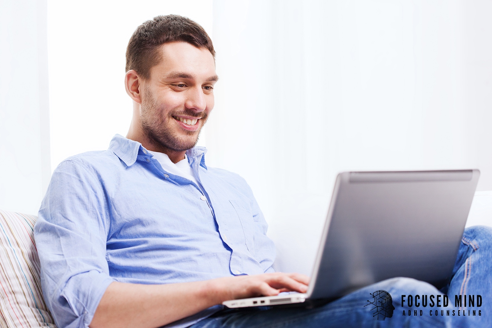 A man relaxes on a couch while using a laptop. Recognizing ADHD symptoms may help adults understand difficulties with concentration, organization, or follow-through. An ADHD specialist in Cincinnati, OH, can support diagnosis without requiring in-person visits.